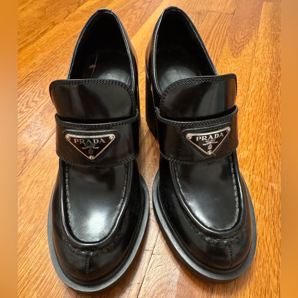 Prada leather  Black Sole heels